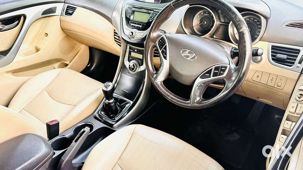 Hyundai Elantra 2.0 Sx, 2013, Petrol