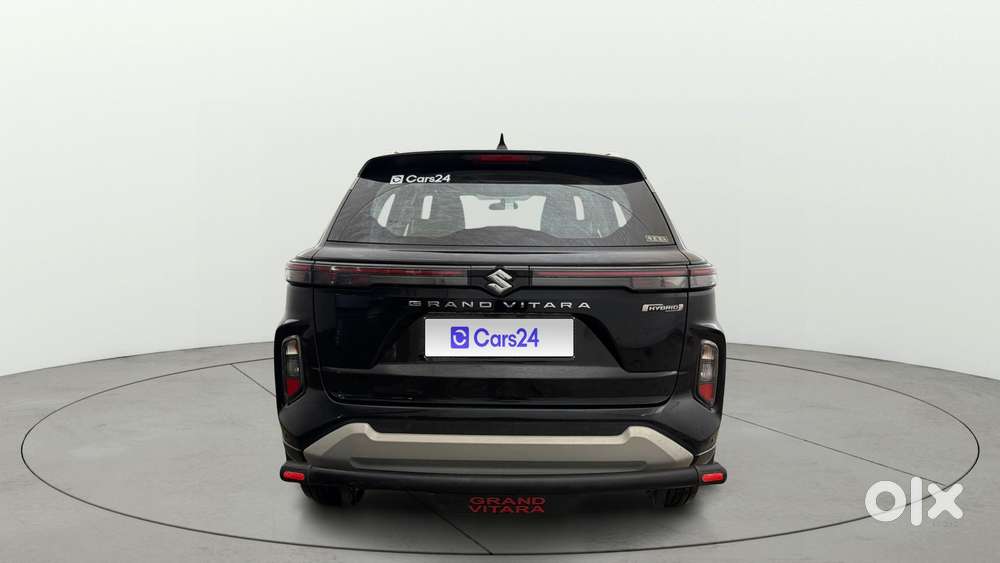 Maruti Suzuki Grand Vitara 1.5 Alpha Plus Intelligent Hybrid Ecvt, 2..