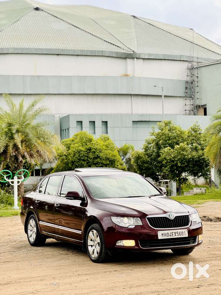 Skoda Superb 2013-2015 Elegance 1.8 Tsi Mt, 2011, Petrol