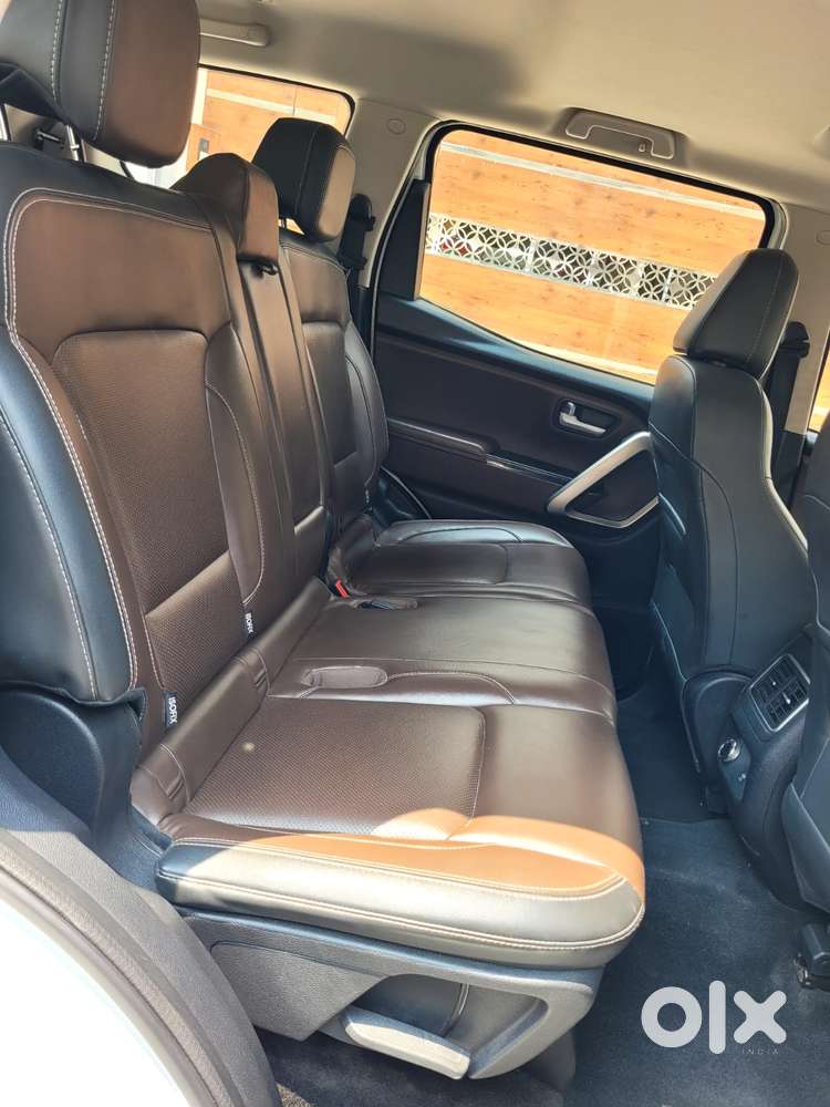 Mahindra Scorpio N Z8 L Petrol Mt 7 Str, 2022, Petrol