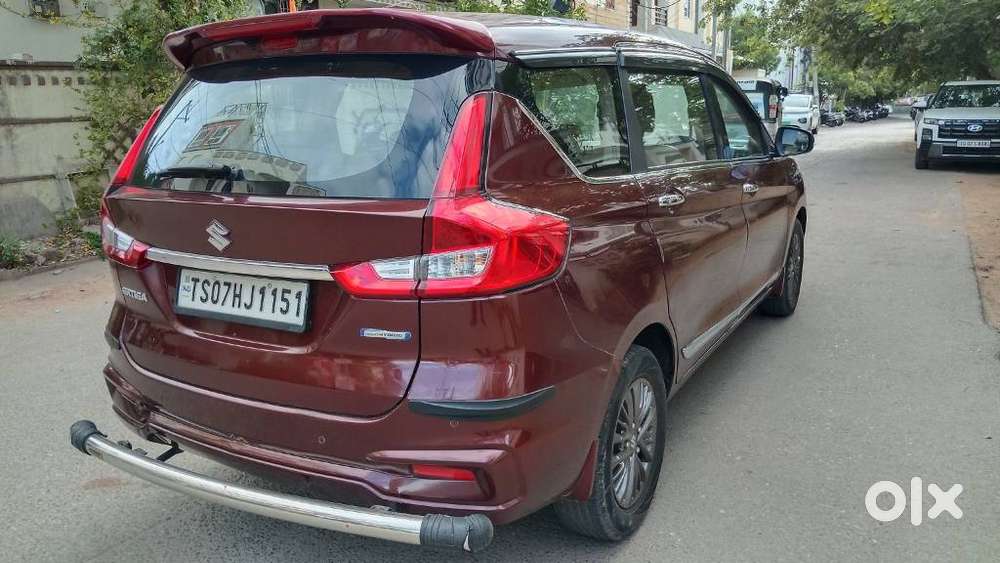 Maruti Suzuki Ertiga Zxi At Petrol, 2020, Petrol