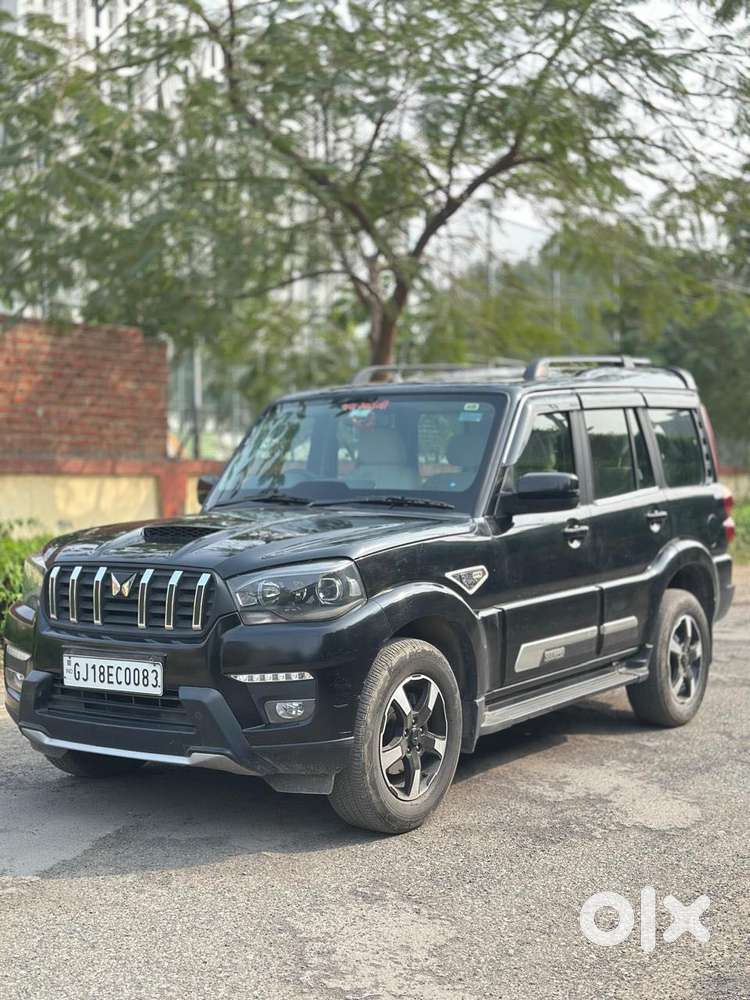 Mahindra Scorpio Classic 2.2 S 11 Mt 7 Str, 2024, Diesel