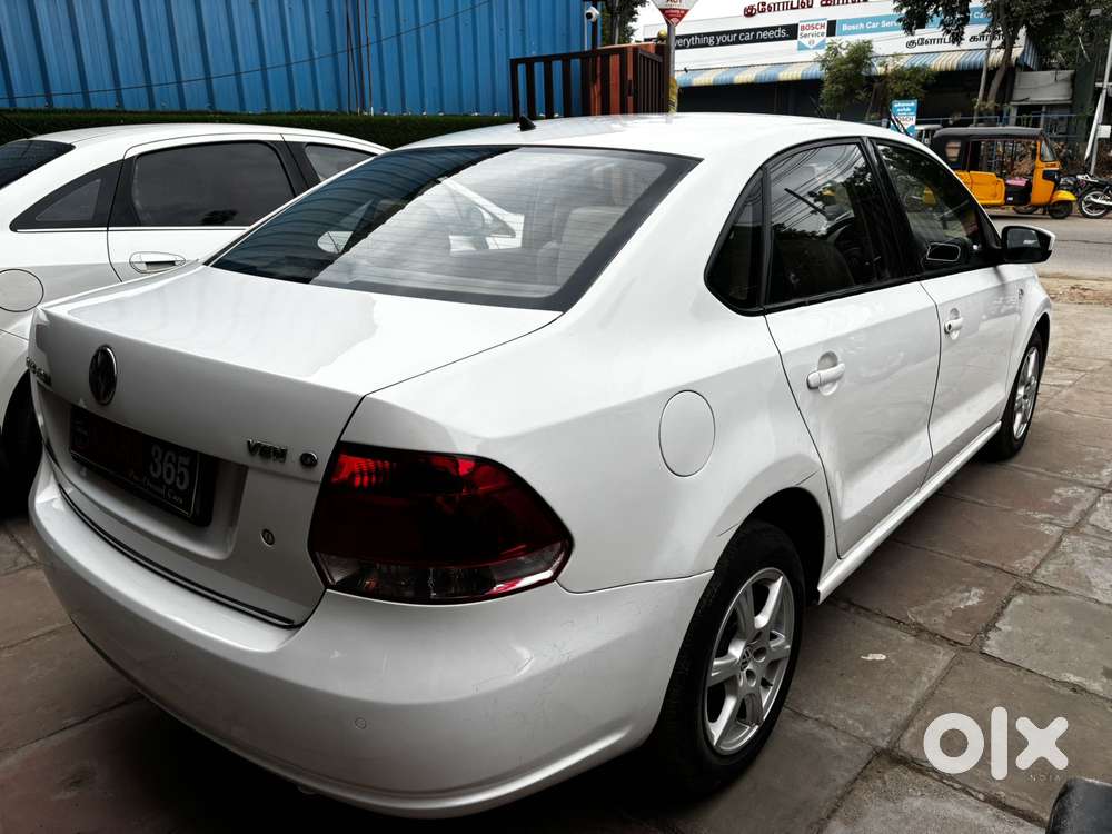 Volkswagen Vento Magnific 1.6 Highline, 2013, Diesel