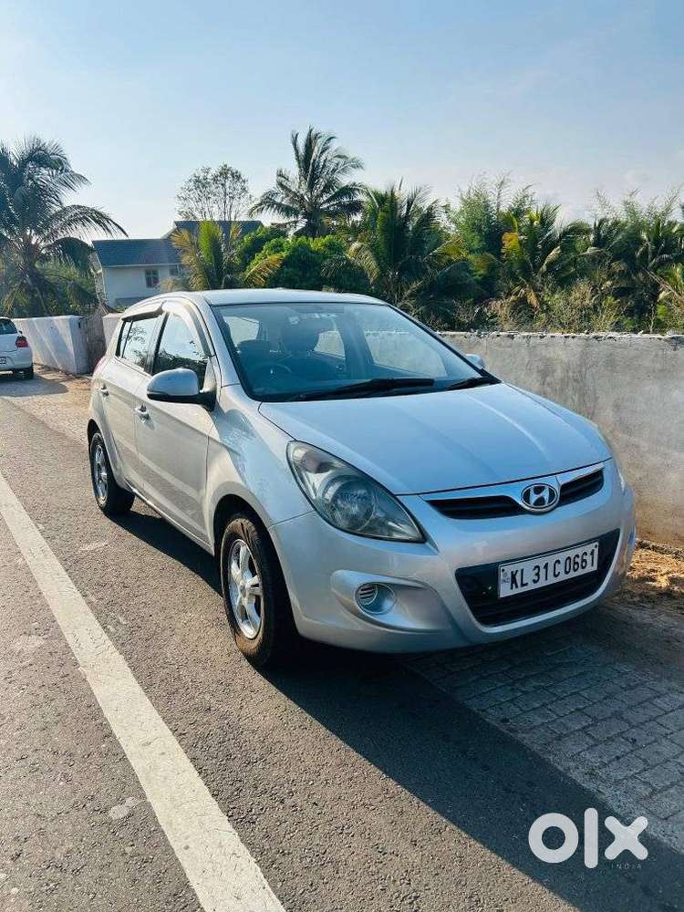 Hyundai I20 Sportz 1.4 Crdi 6 Speed Bs-iv, 2010, Diesel