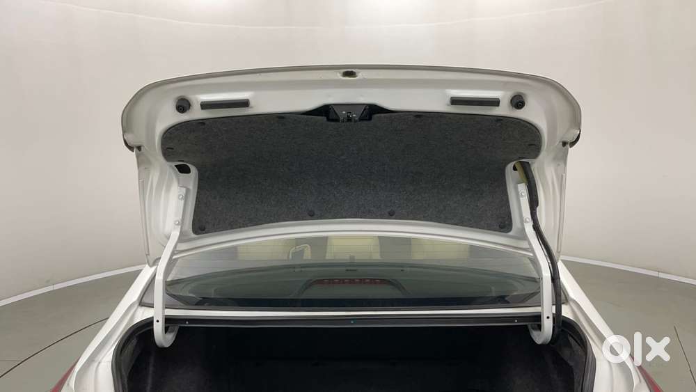 Honda City 1.5 Zx I-vtec Mt, 2020, Petrol