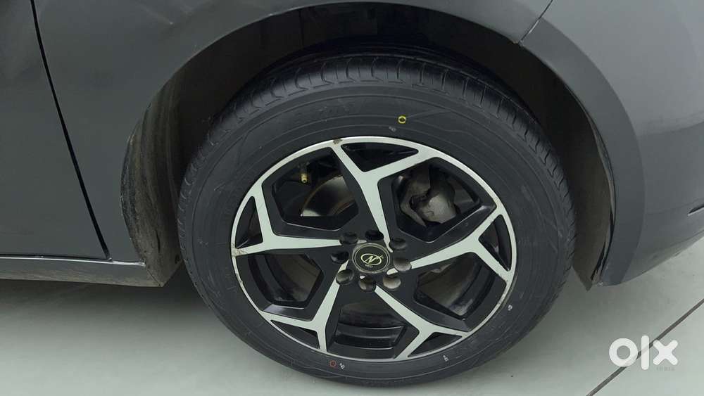 Tata Altroz Xta Petrol, 2023, Petrol