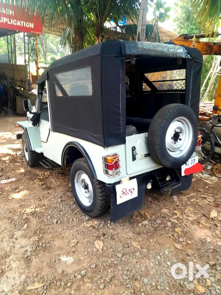 Mahindra Jeep 1993
