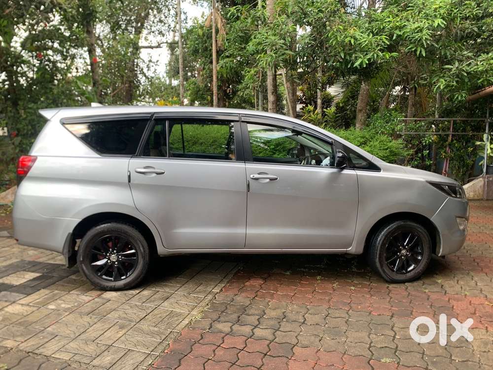 Toyota Innova Crysta Diesel 2017