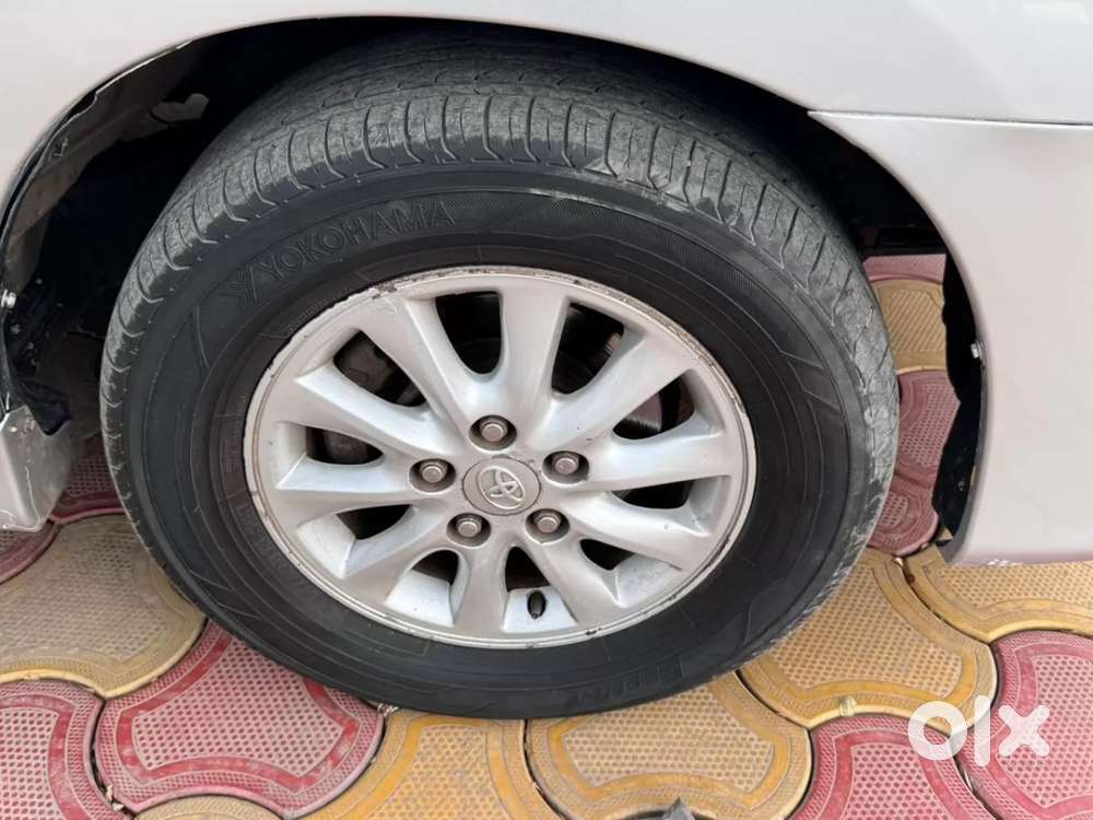 Toyota Innova 2.5 Ev Ps 7 Str Bs-iii, 2014, Diesel