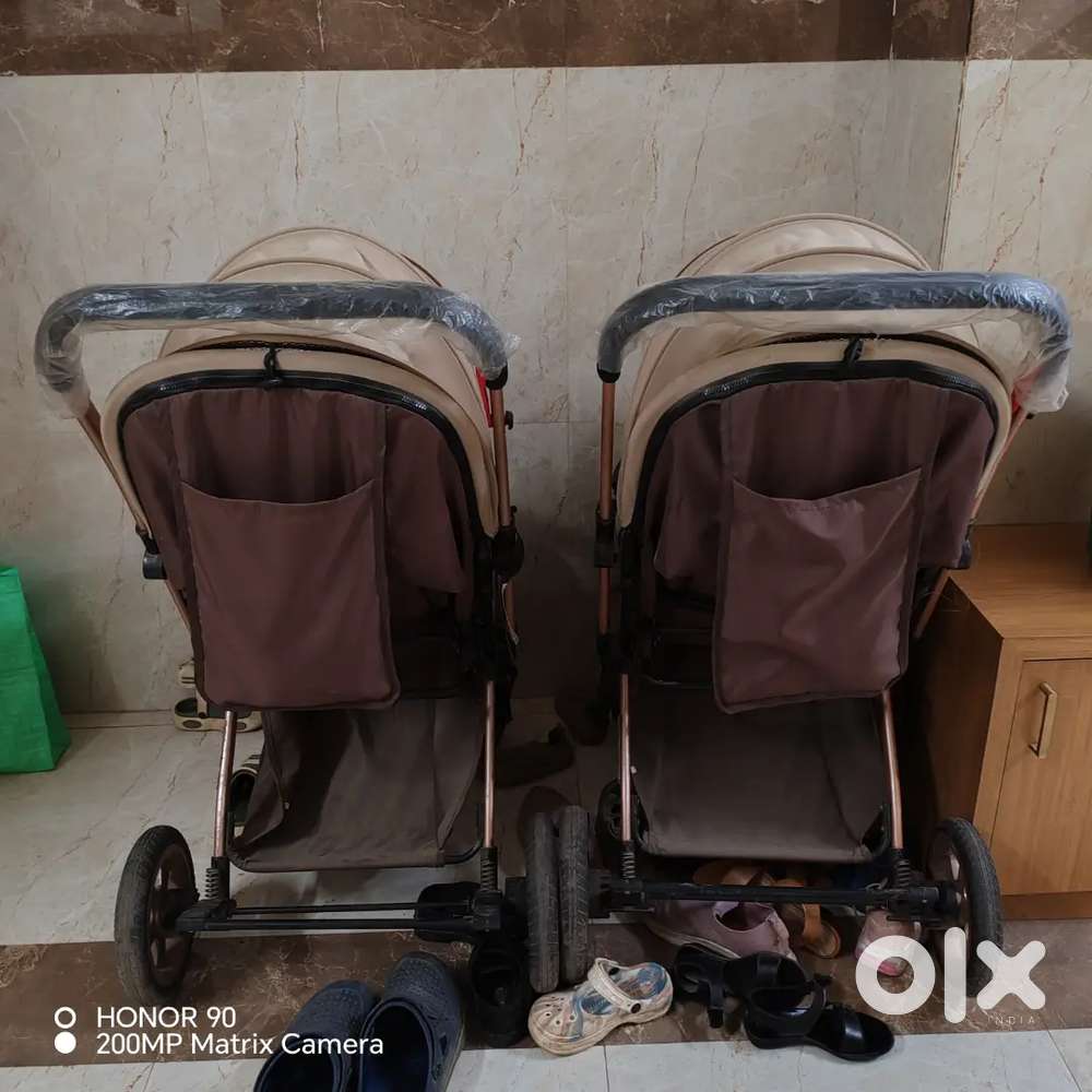 Premium Stroller in new like condition (Hunny Bunny Company)