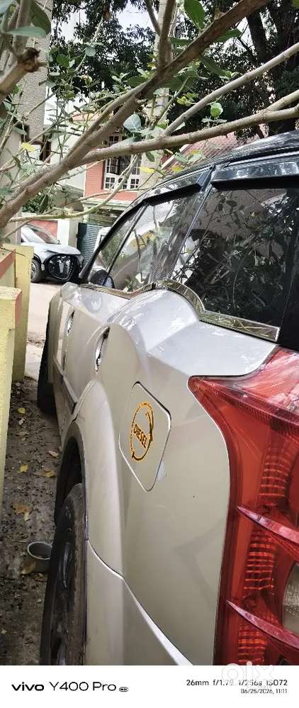 Mahindra Xuv500 2013 Diesel 140000 Km Driven