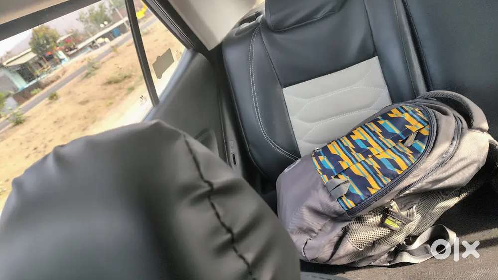 Hyundai Venue 2023 Petrol 11400 Km Driven