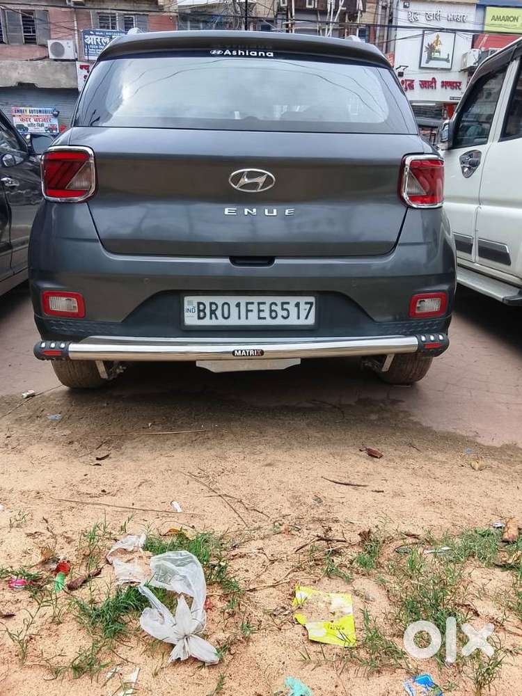 Hyundai Venue 1.2 S (o), 2021, Petrol