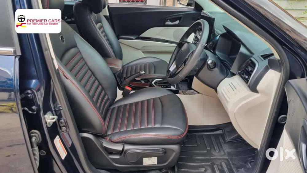Mahindra Xuv 3xo Ax5l 1.2 Petrol At, 2025, Petrol