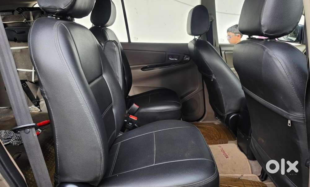 Toyota Innova 2015 Z Intercooler Diesel 130000 Km Driven