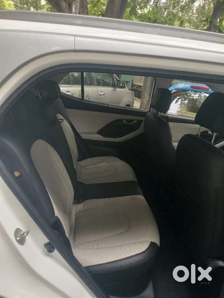 Hyundai Creta Sx (o) 1.5 Petrol Cvt, 2022, Petrol