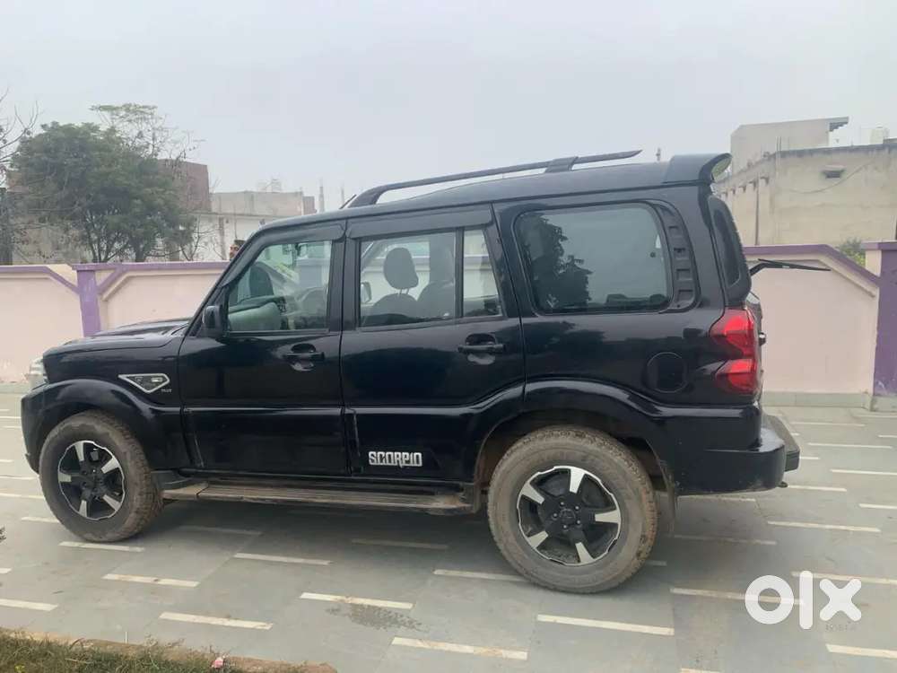 Mahindra Scorpio S7 And Converted Into S11 2019 Diesel Manual