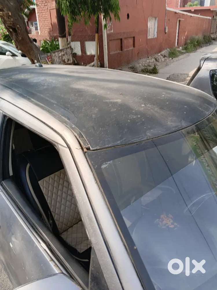 Maruti Suzuki Swift 2012 Petrol 70000 Km Driven