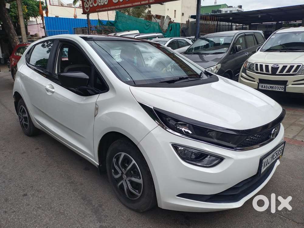 Tata Altroz Xe Petrol, 2023, Petrol