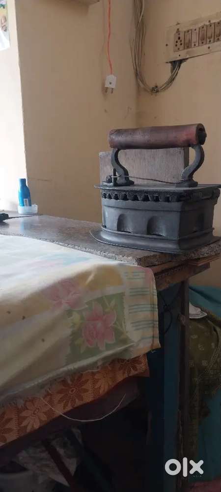 Agilandeswari Iyan shop