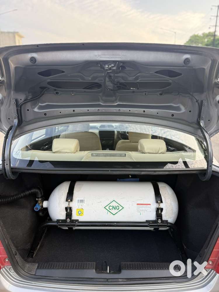 Maruti Suzuki Dzire 1.2 Vxi Cng, 2022, Cng & Hybrids