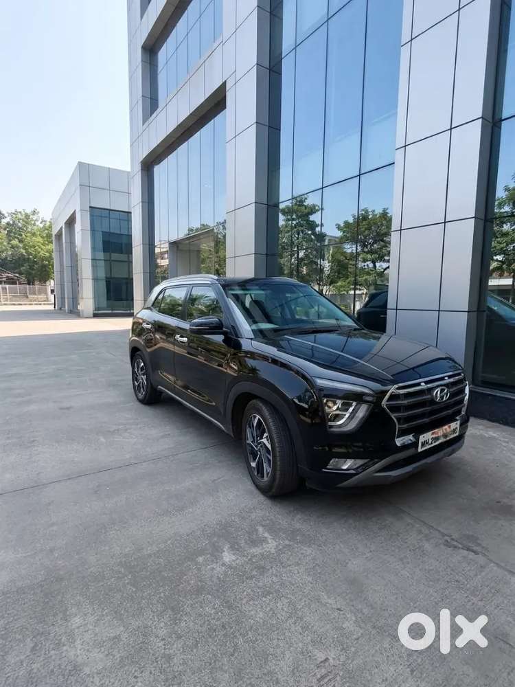 Creta Showroom Maintain