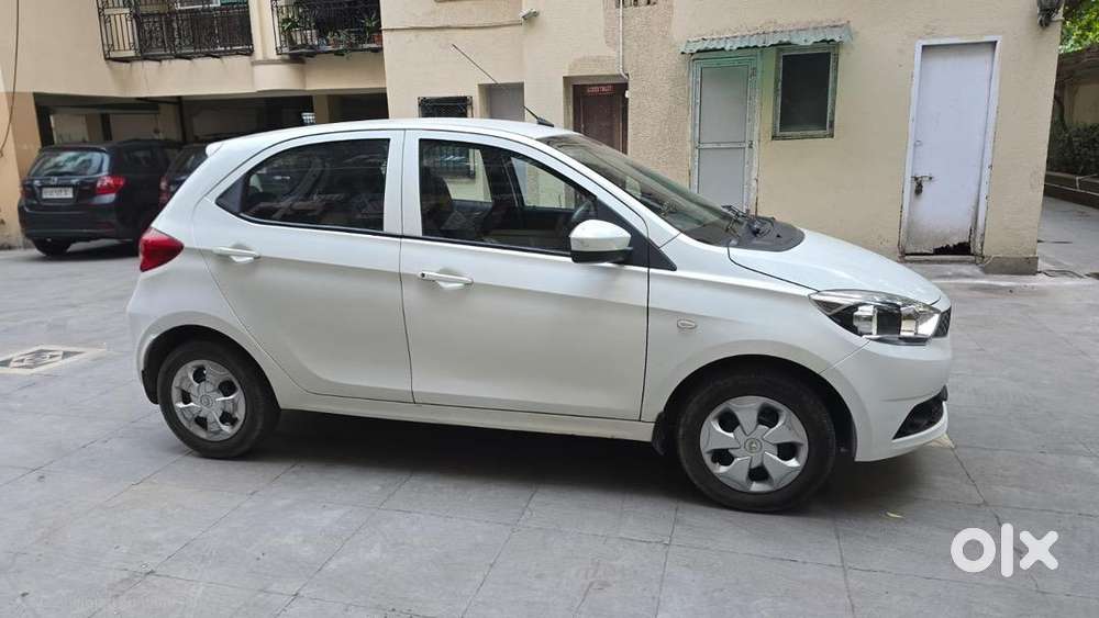 Tata Tiago 2018 Petrol Amt