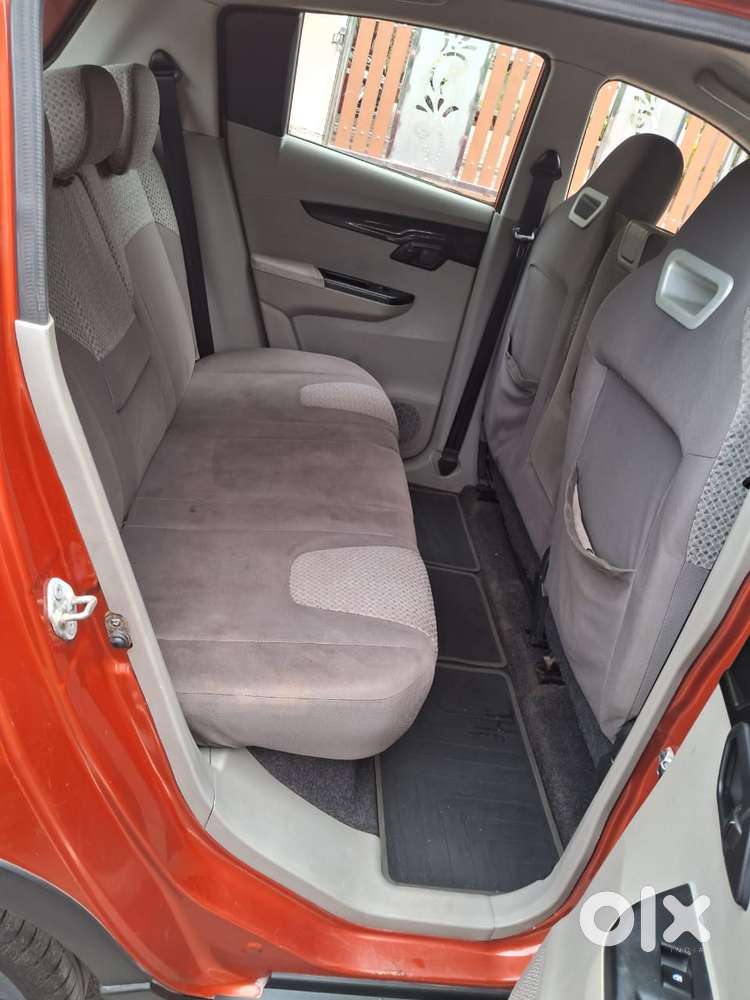Mahindra Kuv 100 Mfalcon D75 K8, 2016, Diesel