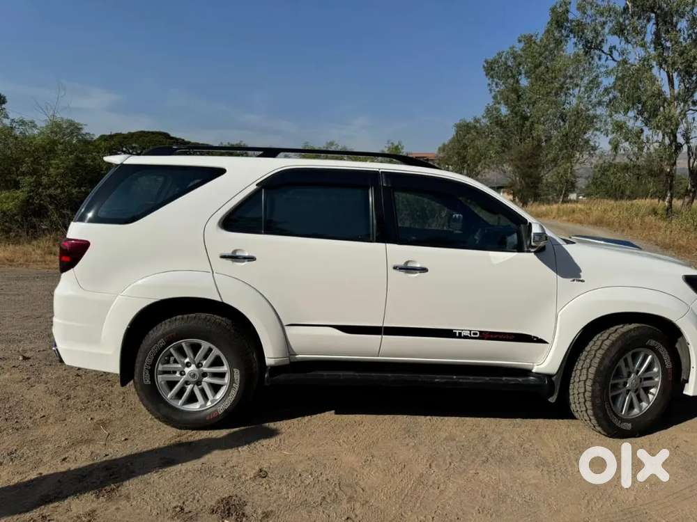 Toyota Fortuner 4x2 Automatic 2012 Model