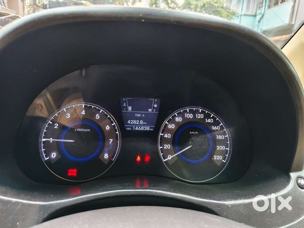 Hyundai Verna Fluidic 1.6 Vtvt Sx Opt, 2012, Petrol