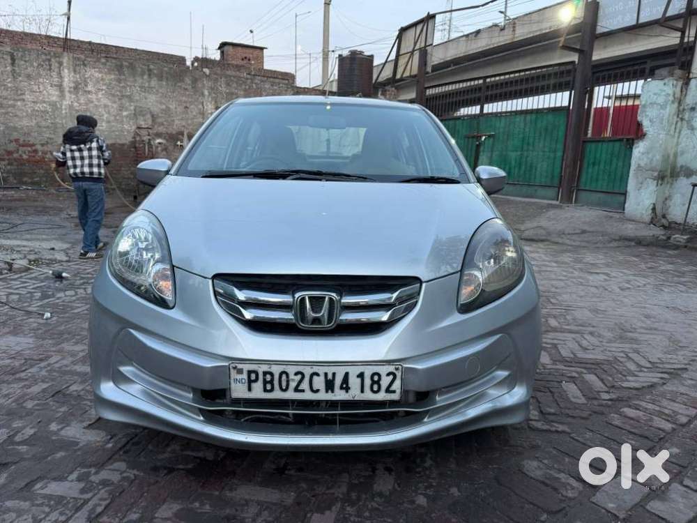 Honda Amaze, 2016
