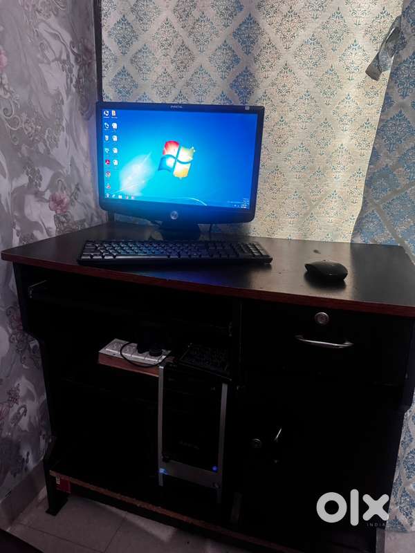 Computer  for sale