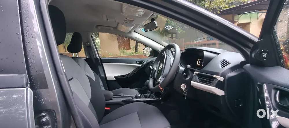 Tata Nexon Pure Plus 2025