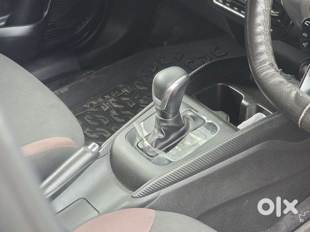 Maruti Suzuki Fronx Delta Plus 1.2l Ags, 2023, Petrol