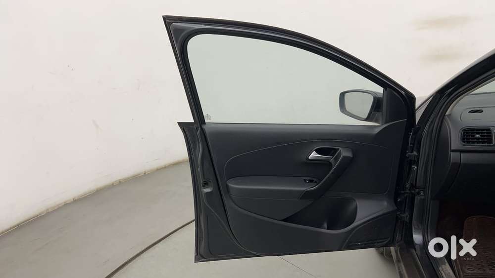 Volkswagen Polo 2009-2013 Petrol Comfortline 1.2l, 2015, Petrol