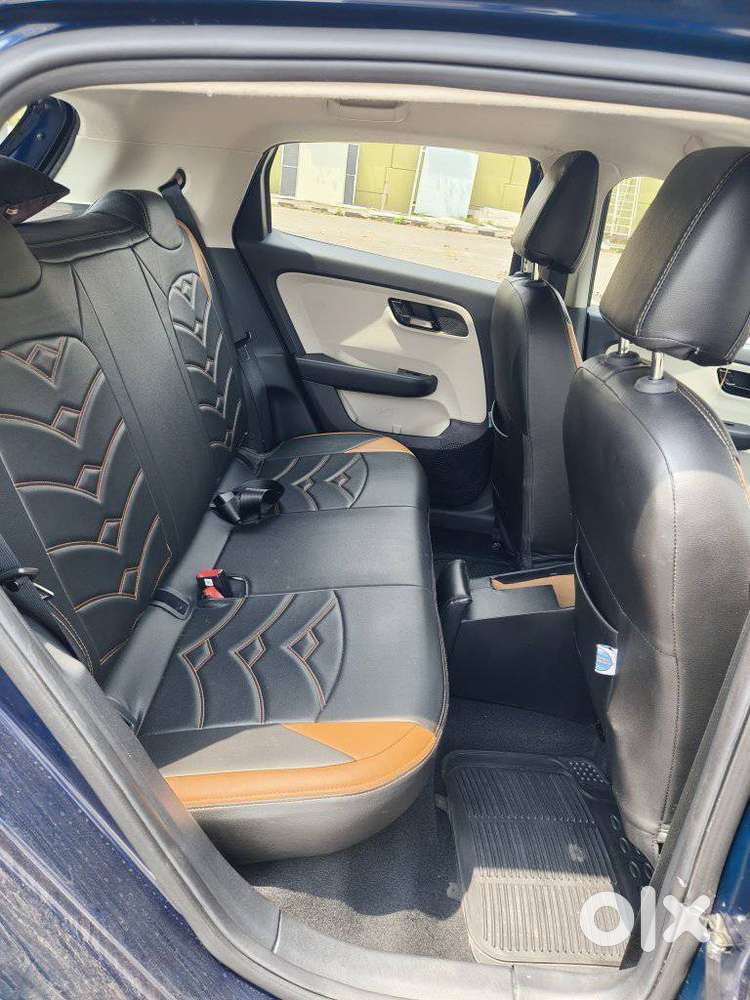 Tata Altroz Xta Petrol, 2022, Petrol