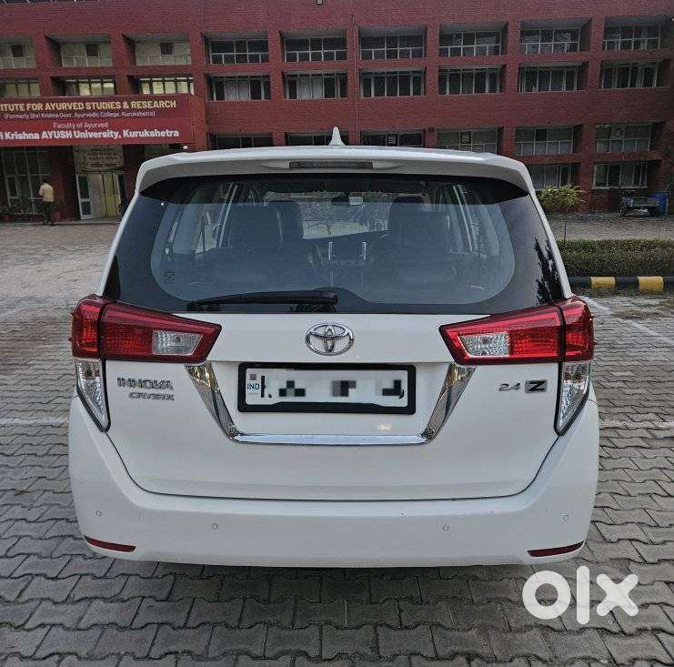 Toyota Innova Crysta Touring Sport 2.4 Mt, 2021, Diesel