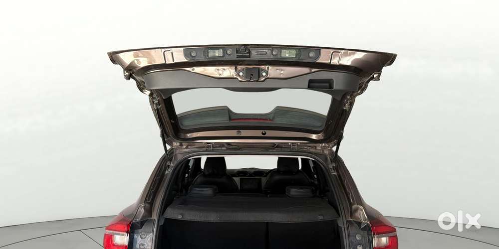 Nissan Magnite 1.0 Xv, 2021, Petrol