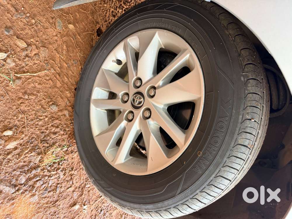 Innova Crysta 2.4g