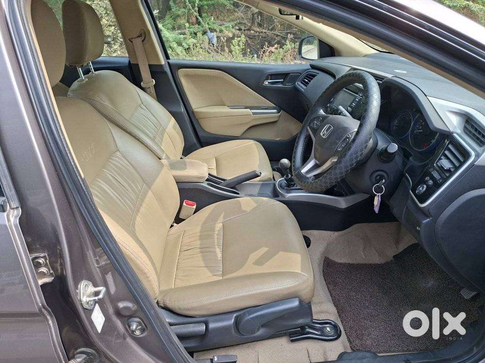 Honda City 1.5 V 4th Gen I-vtec Mt, 2016, Petrol