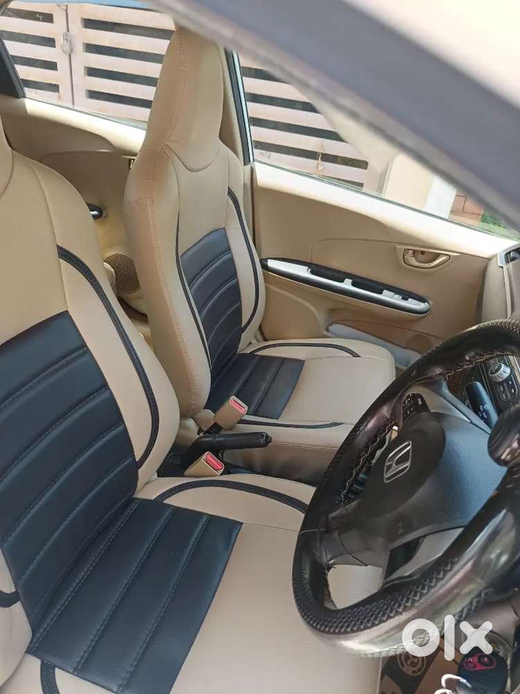 Honda Brio Vx 2017 Cng ઓરીજનલ જેન્યુઅલ કિલોમીટર નો એક્સિડન્ટ