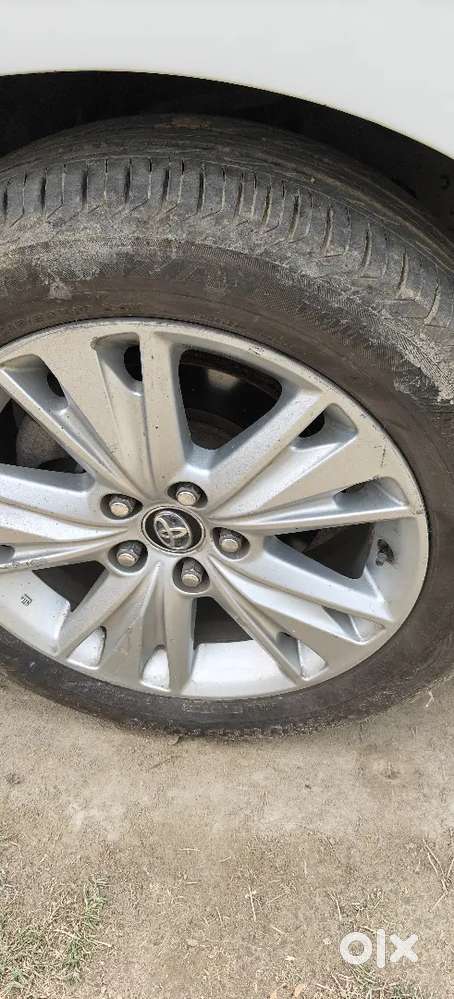 Toyota Innova Crysta 2018 Top Model