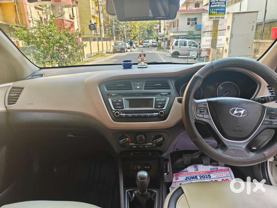 Hyundai I20 Sportz 1.2 Bs-iv, 2018, Petrol