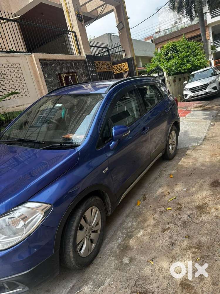Maruti Suzuki S Cross 2015 Diesel Well Maintained