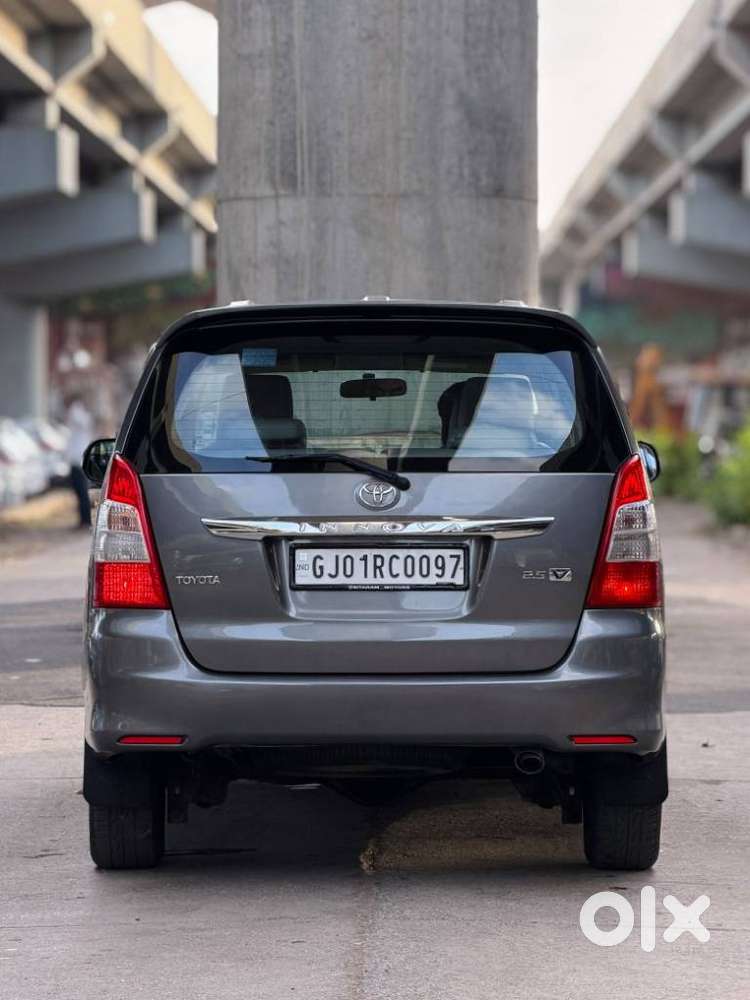 Toyota Innova 2.0 V, 2013, Diesel