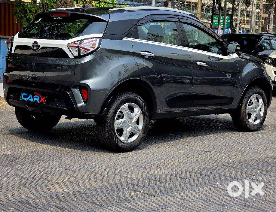 Tata Nexon 1.5 Revotorq Xm (s), 2021, Diesel