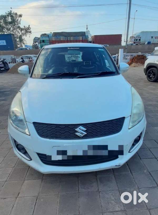 Maruti Suzuki Swift VXI Optional, 2017, Petrol