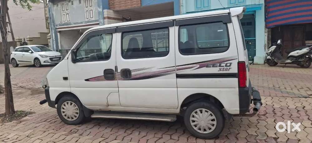 Maruti Suzuki Eeco 2017