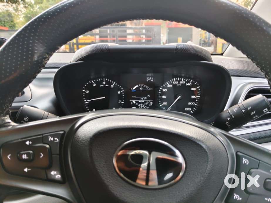 Tata Altroz 1.2 Xm Plus, 2024, Petrol
