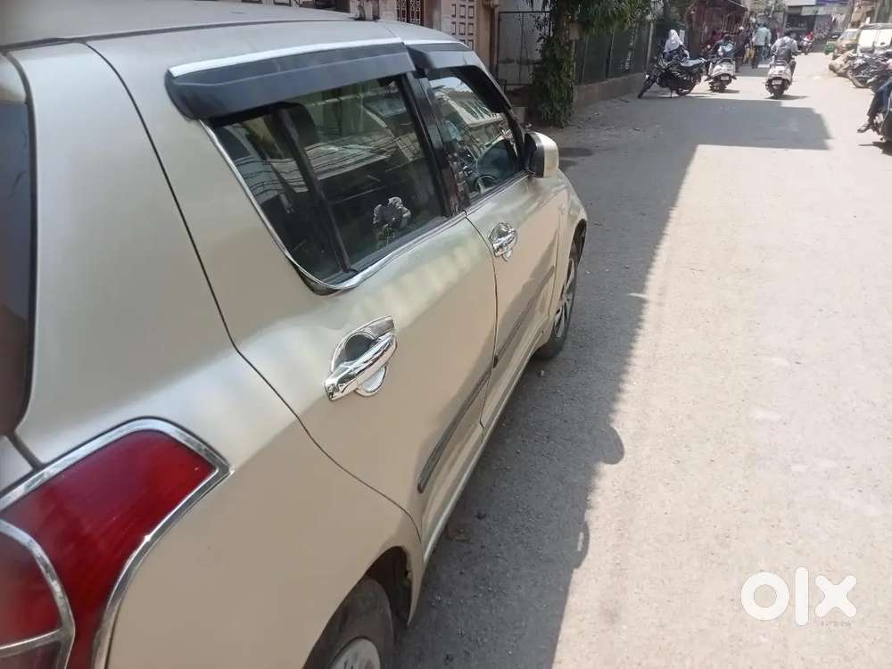 Maruti Suzuki Swift 2007 Cng & Hybrids 150000 Km Driven